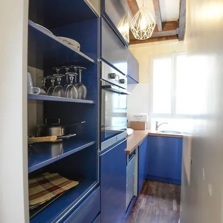 Bright Flat In Montmartre 아파트 파리